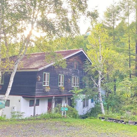 Pension Green Grass Чино Екстериор снимка
