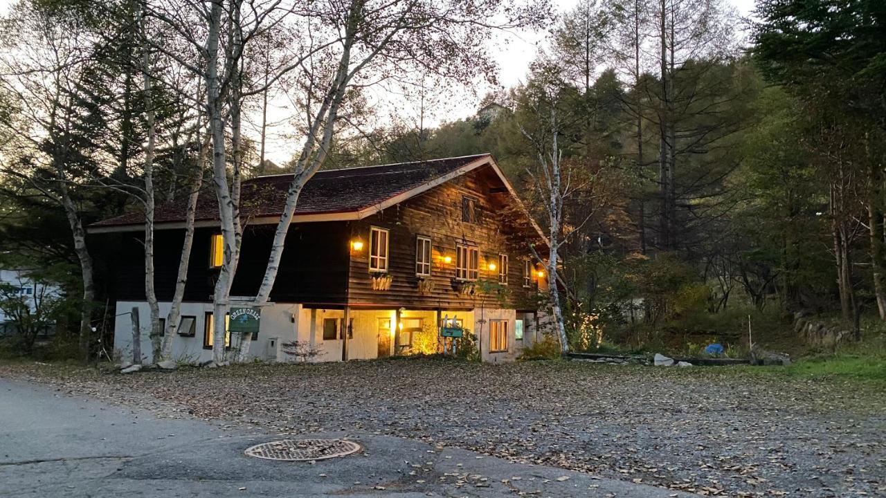 Pension Green Grass Чино Екстериор снимка