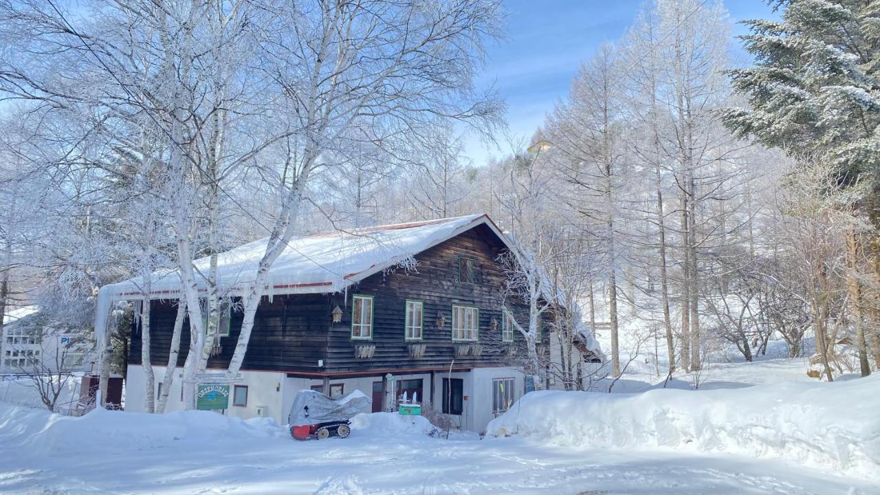 Pension Green Grass Чино Екстериор снимка